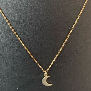 BING BANG NWOT CRESCENT MOON NECKLACE
